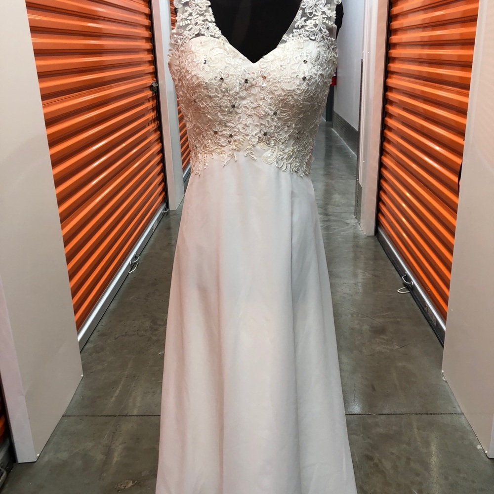 Wedding dress size 7/8